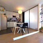 Apartment Lila
