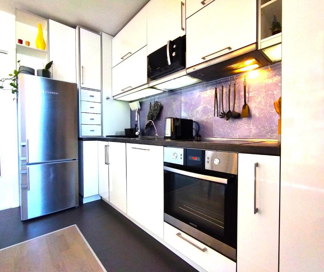 Lila Apartman